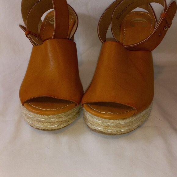 Peep-toe Espadrille - Picture 1 of 9
